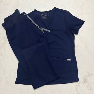 Women’s Figs Scrubs
